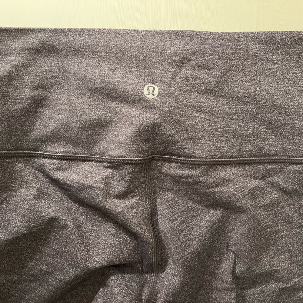 Lululemon Wunder Under “19 Size 6